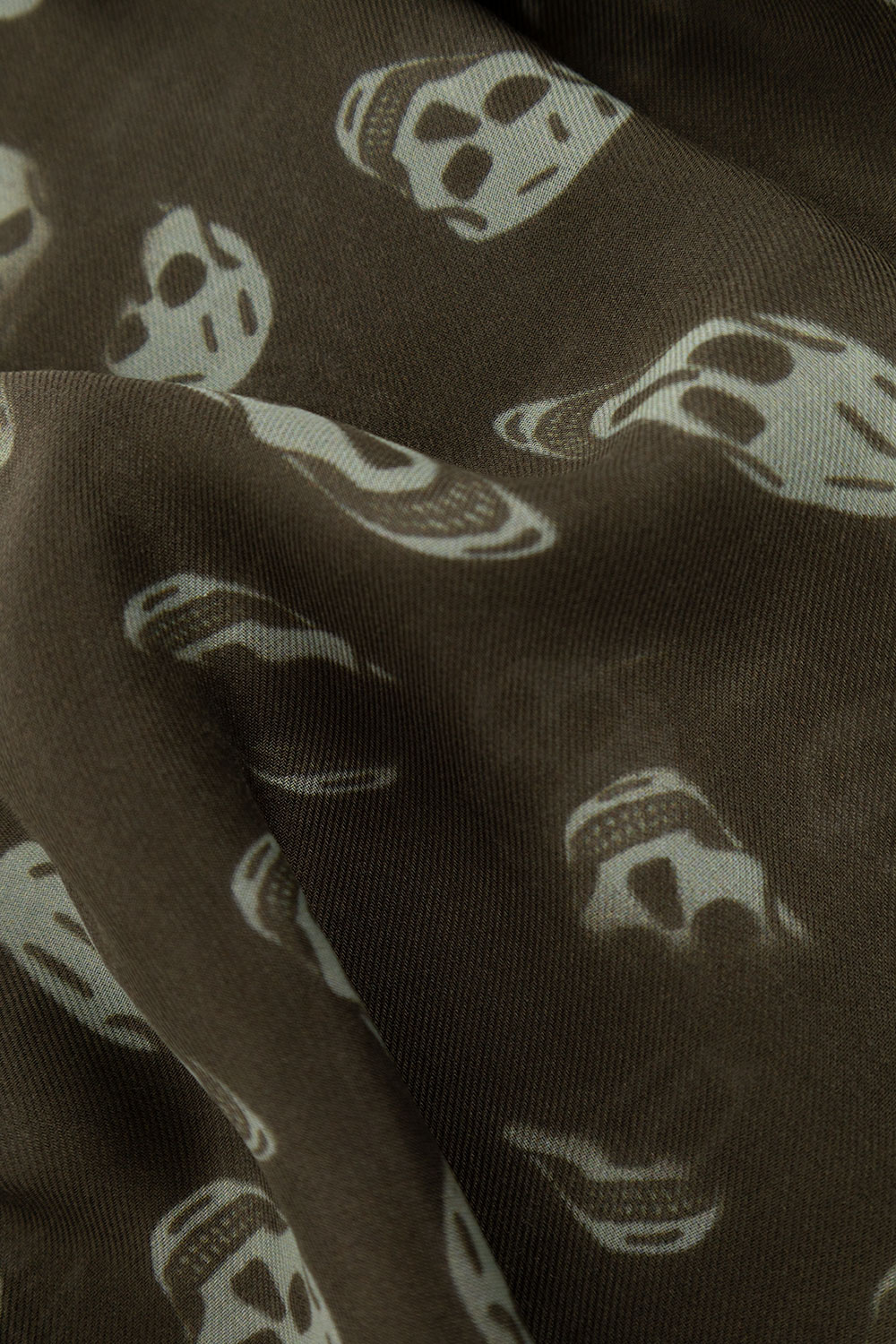 Alexander McQueen Scarf with skull motif