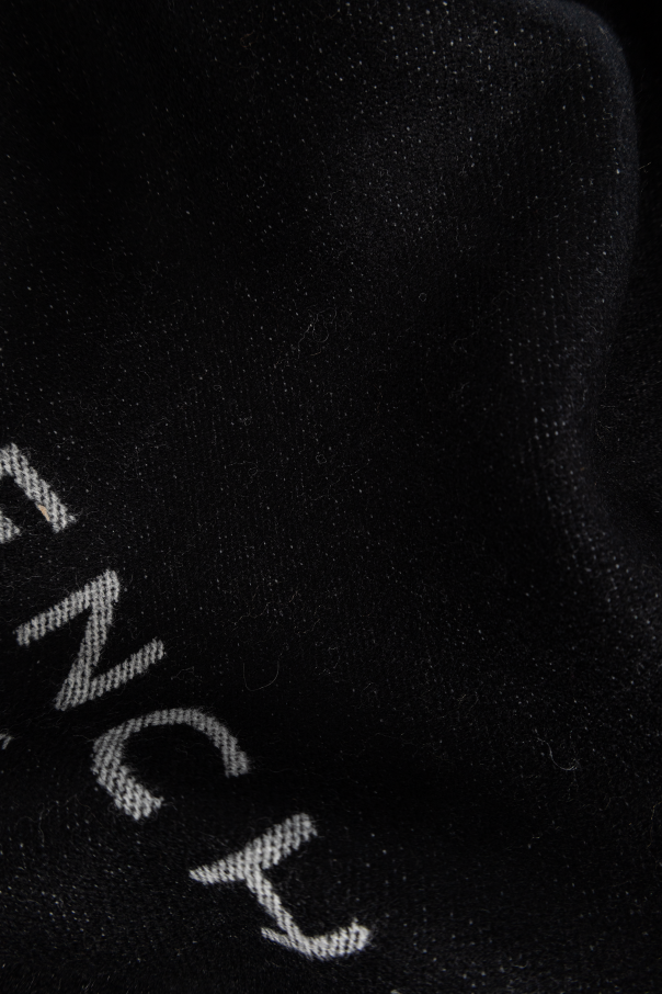 Givenchy Wool scarf