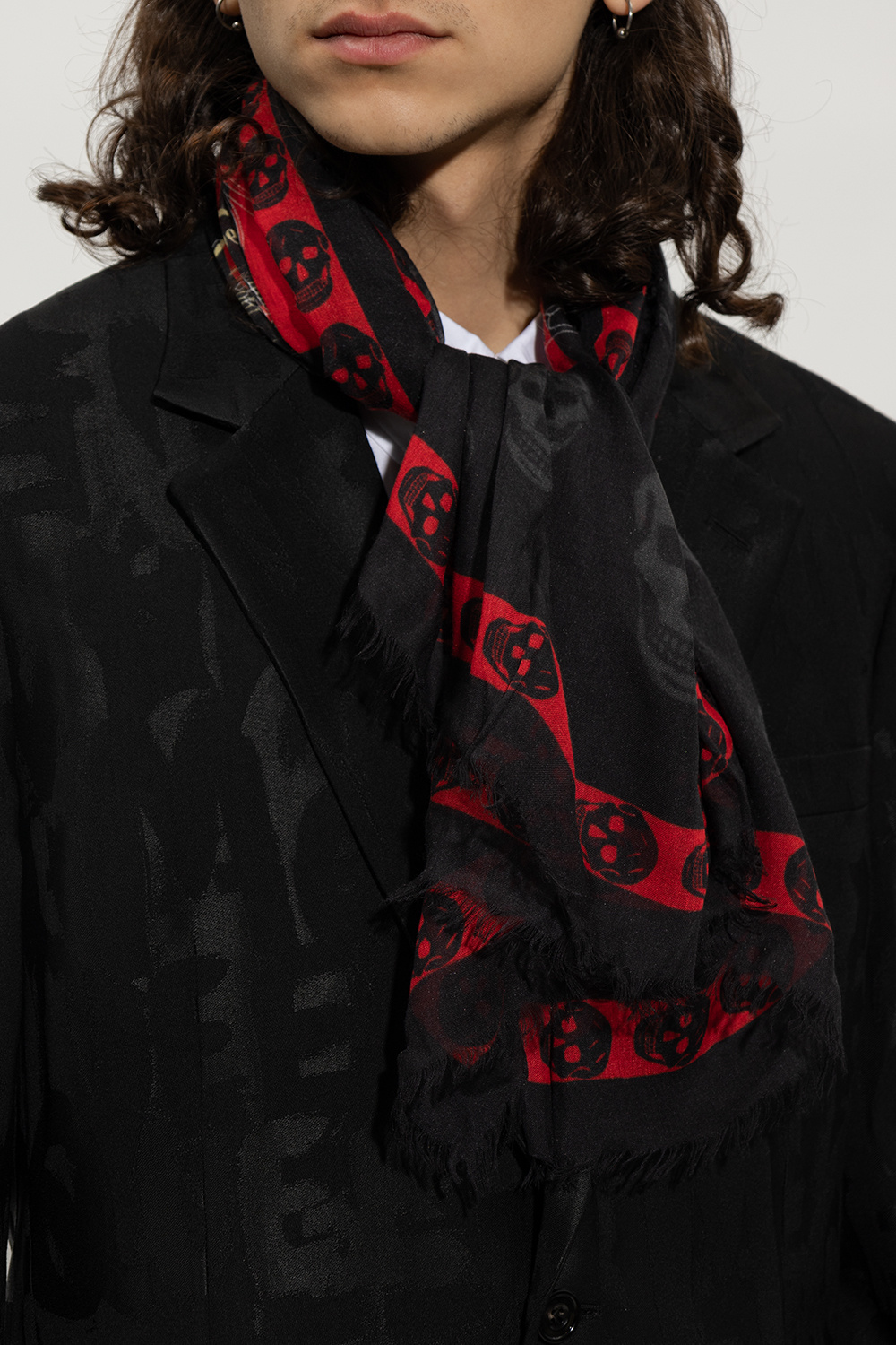 Alexander McQueen Scarf with skull Black