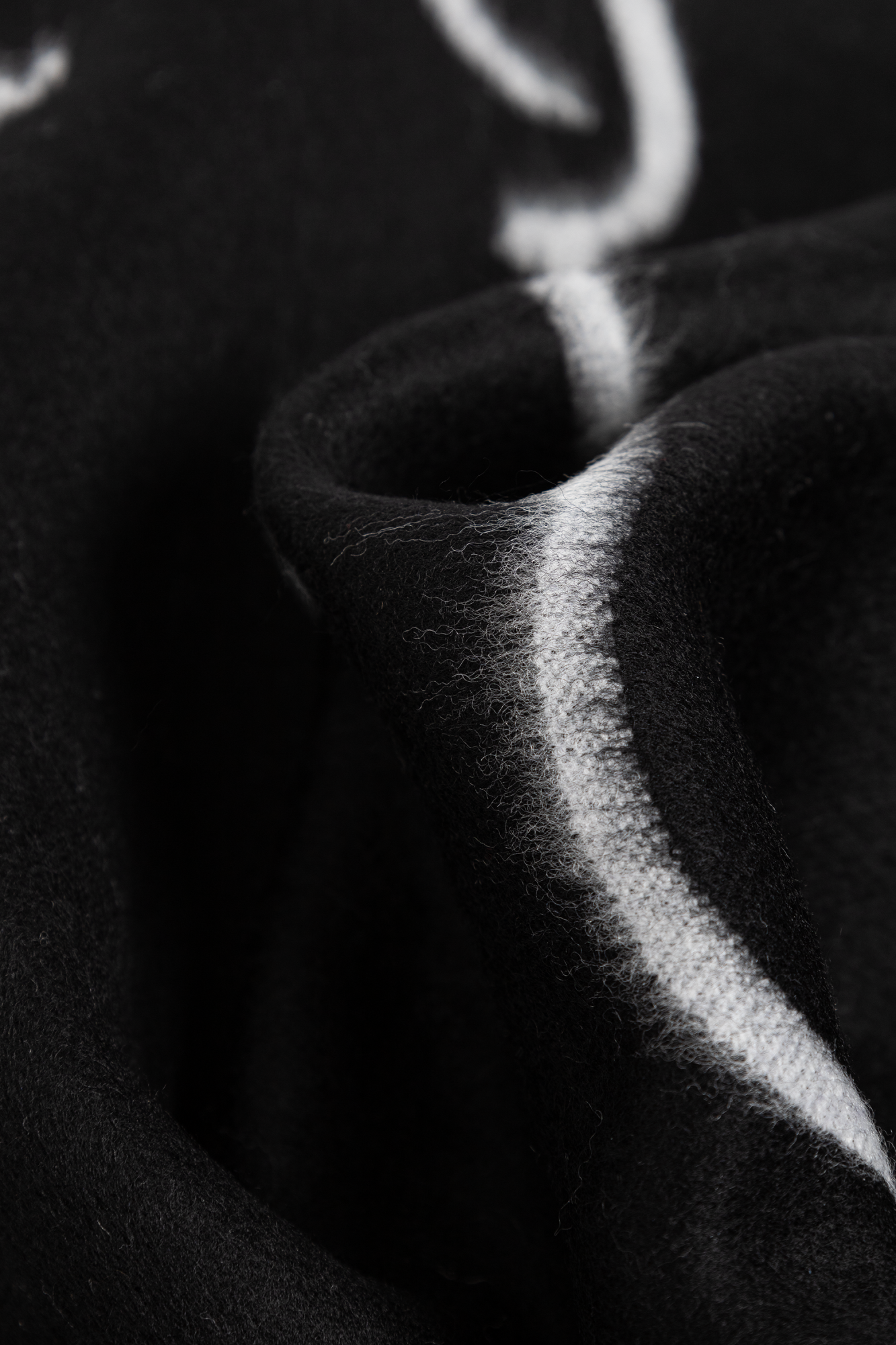 Giorgio Armani Woolen scarf with logo