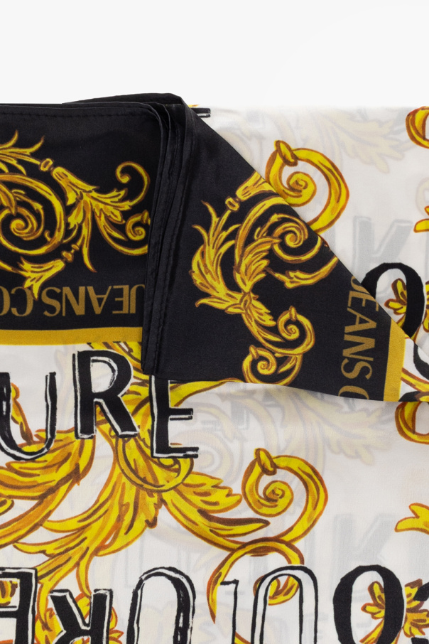 Versace met jeans Couture Silk shawl