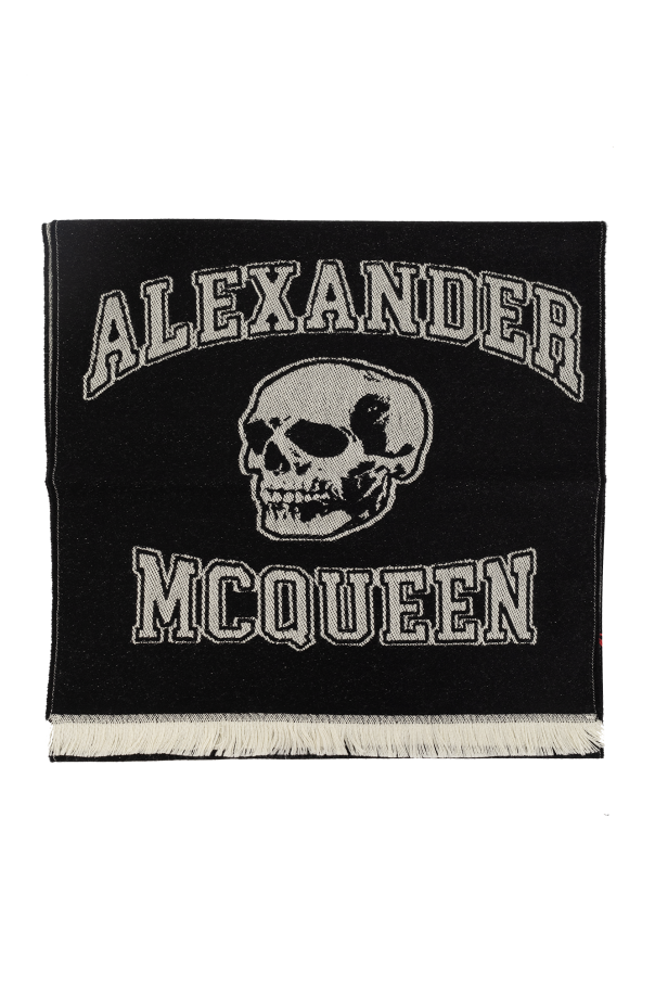 Wool scarf od Alexander McQueen