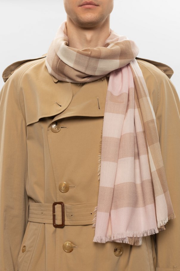 Beige Checked cashmere scarf Burberry - Vitkac Norway