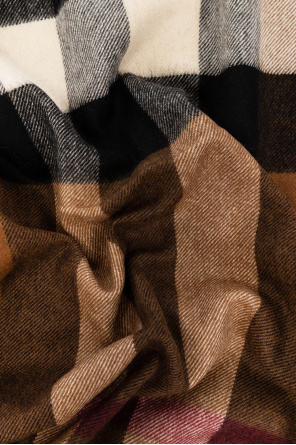 Burberry rumors Cashmere scarf