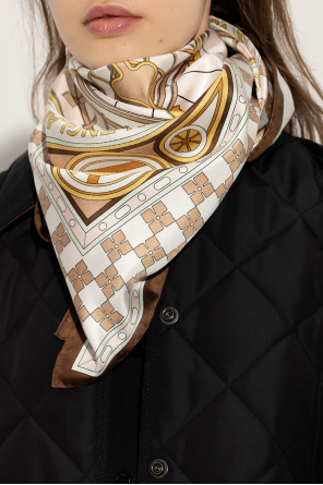 Patterned shawl od Burberry