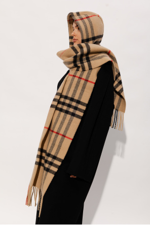 Hooded scarf od Burberry