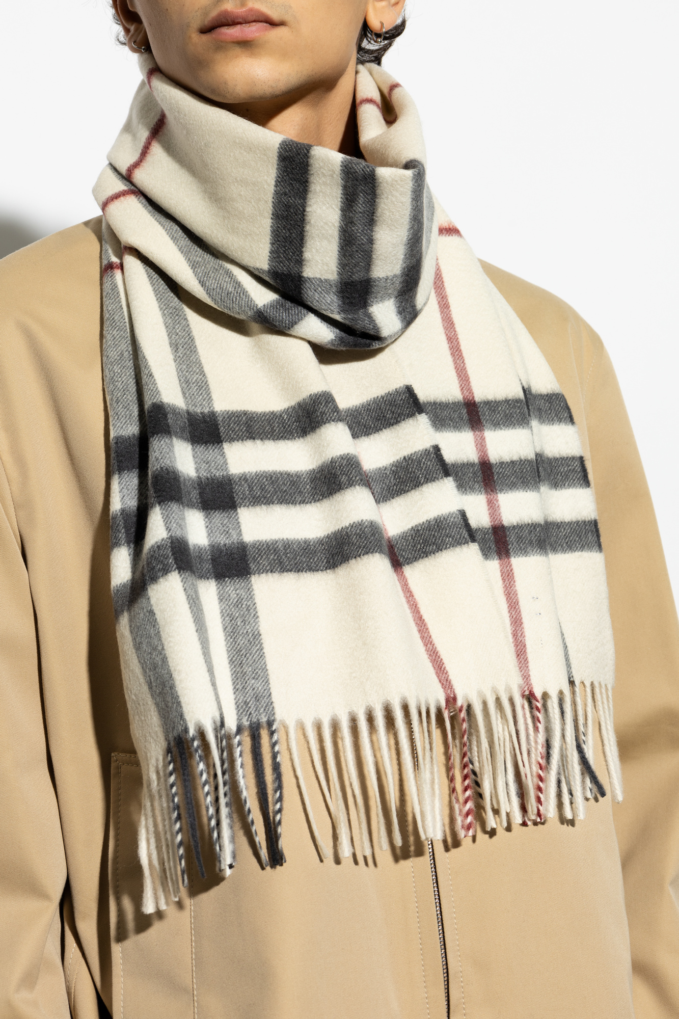 Burberry Cashmere scarf