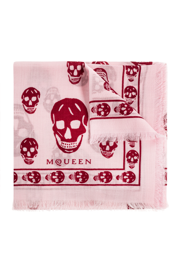 Wool scarf with characteristic skull motif od Alexander McQueen