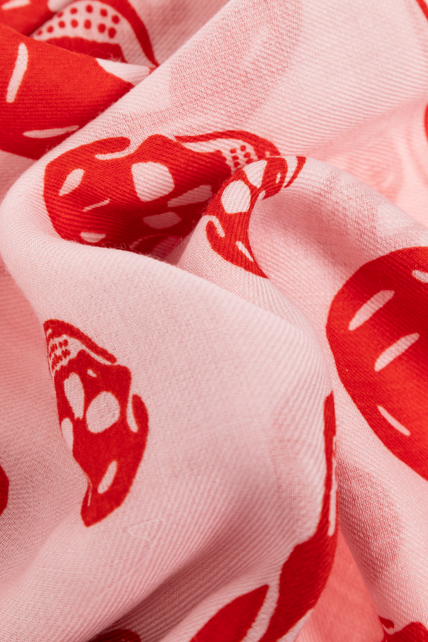 Alexander McQueen Woolen scarf with a distinctive skull motif