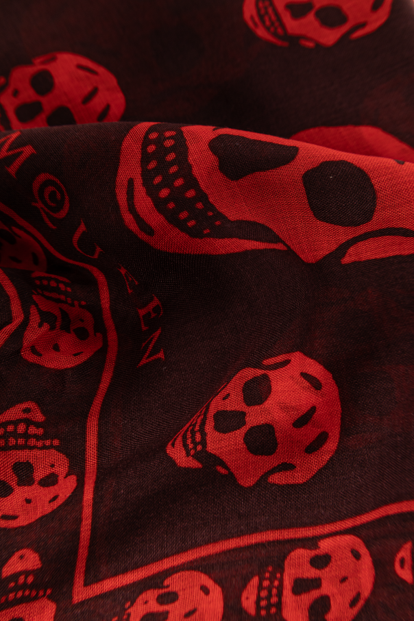 Alexander McQueen Schal mit charakteristischem Totenkopf-Motiv