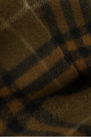 Burberry Scarf with check pattern