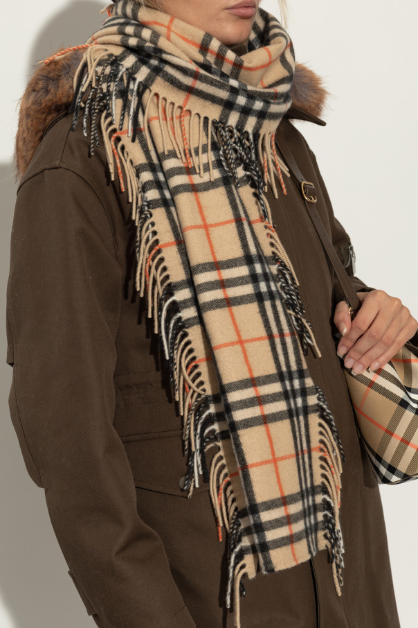 Burberry Cashmere scarf