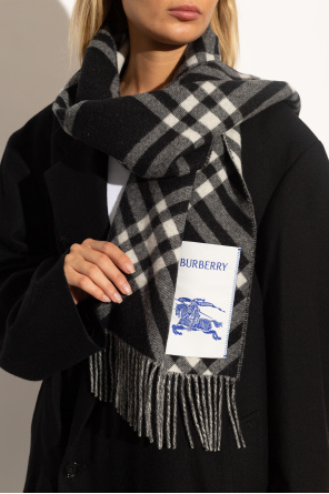 Cashmere scarf od Burberry