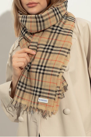 Scarf with check pattern od Burberry