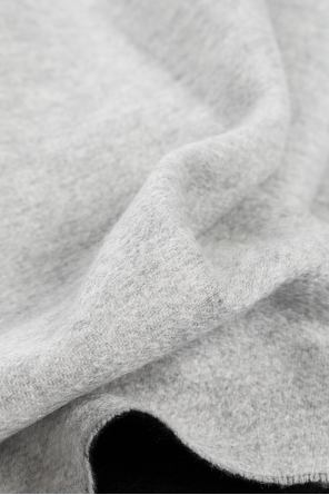 Burberry Cashmere scarf