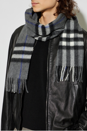 Burberry Wool scarf "Giant