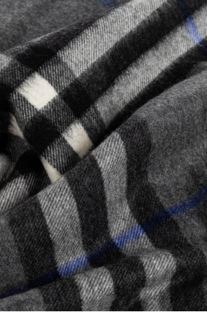Burberry Wool scarf "Giant