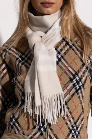 Cashmere shawl od Burberry