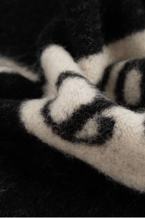 Burberry Wool scarf with logo