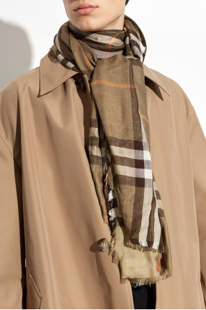 Burberry Scarf with raw finish