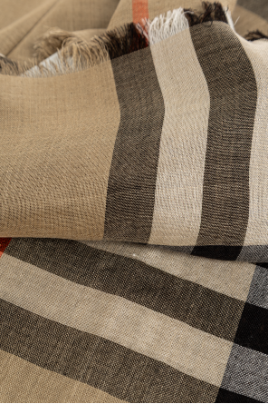 Burberry Scarf with raw finish