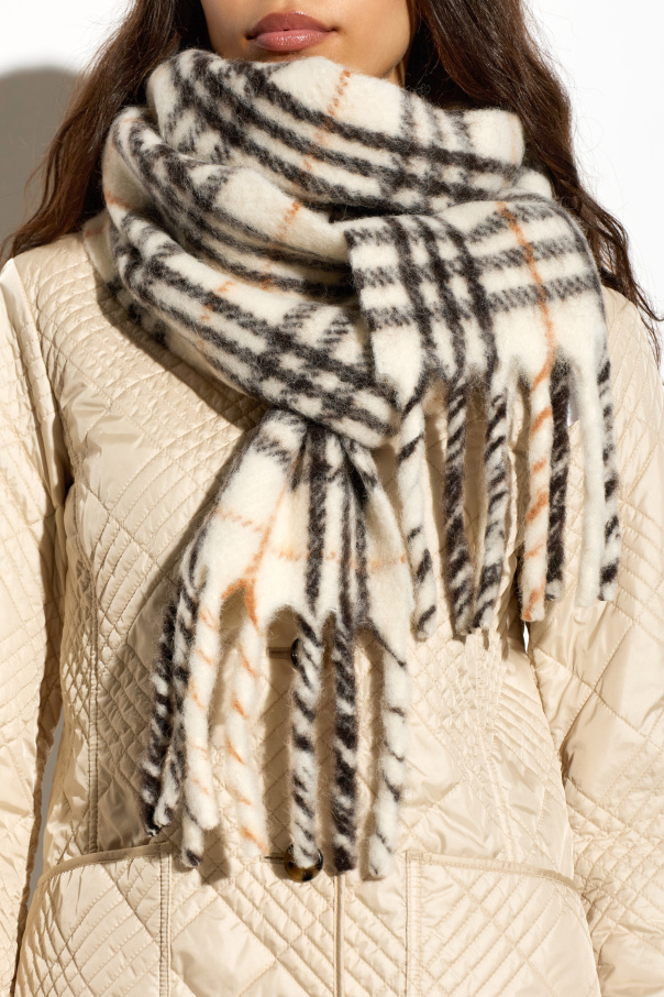 Burberry Wool scarf