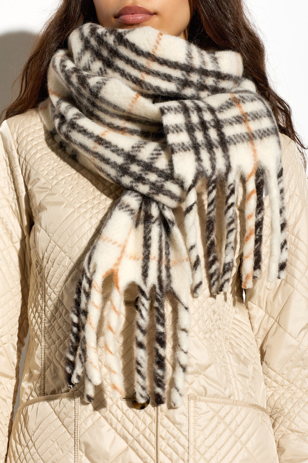 Burberry Wool scarf