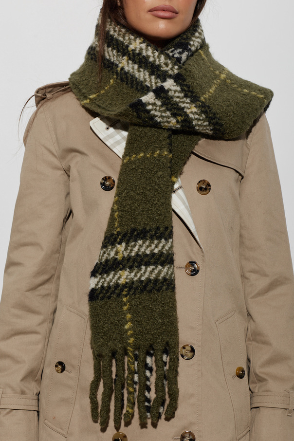 Burberry Wool scarf