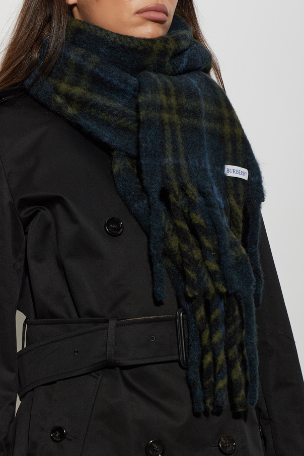 Burberry Wool scarf