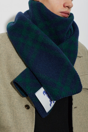Burberry Wool tartan scarf