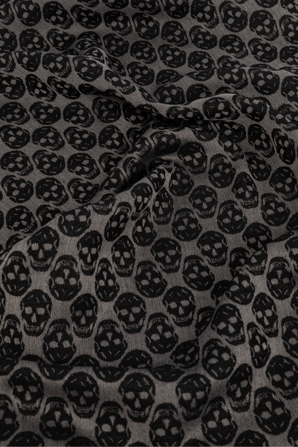 Alexander McQueen Schal mit charakteristischem Totenkopf-Motiv