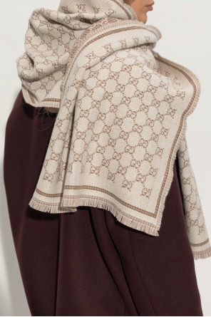 Scarf with monogram od Gucci