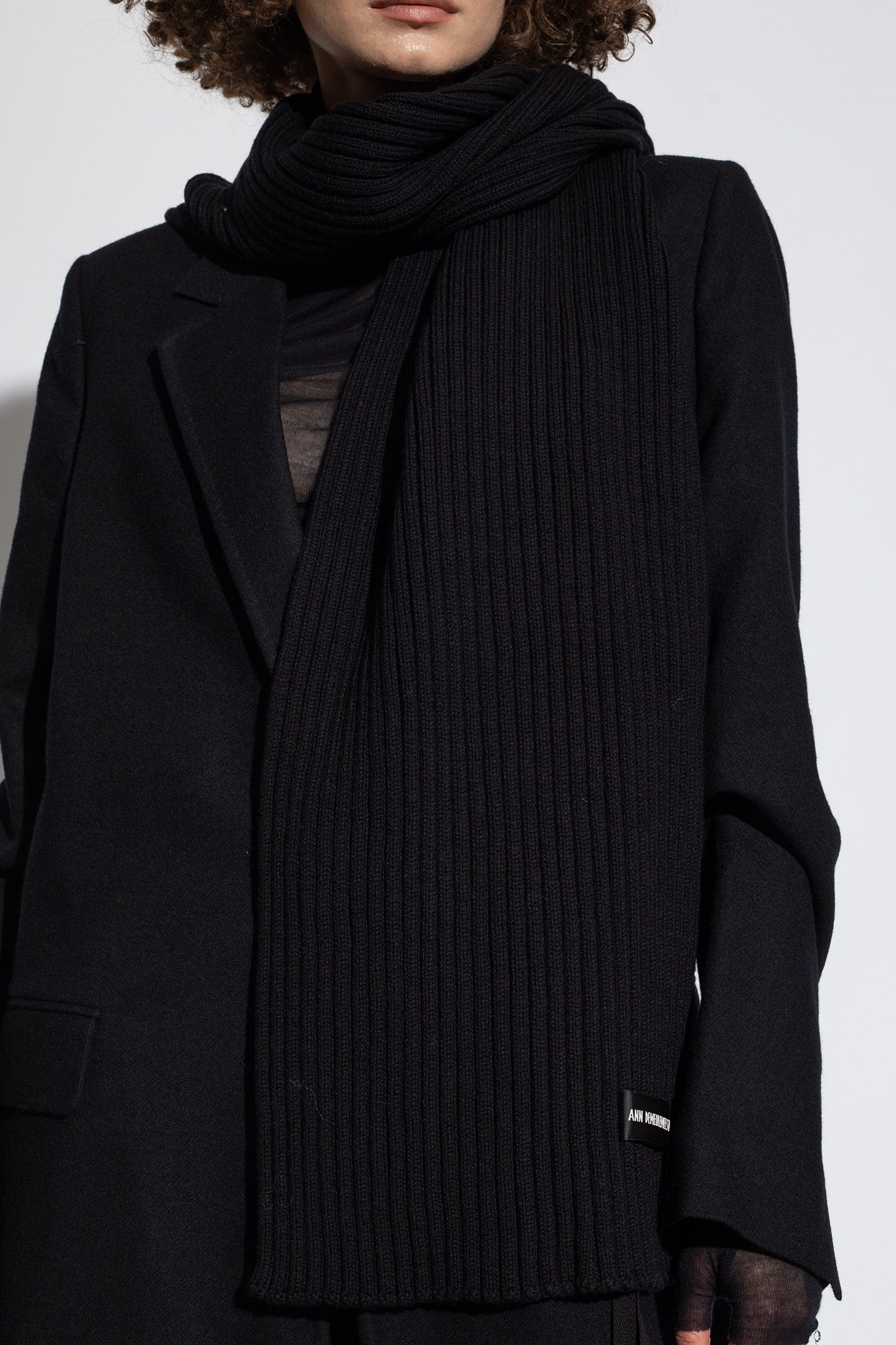 Ann Demeulemeester ‘Thonis’ shawl