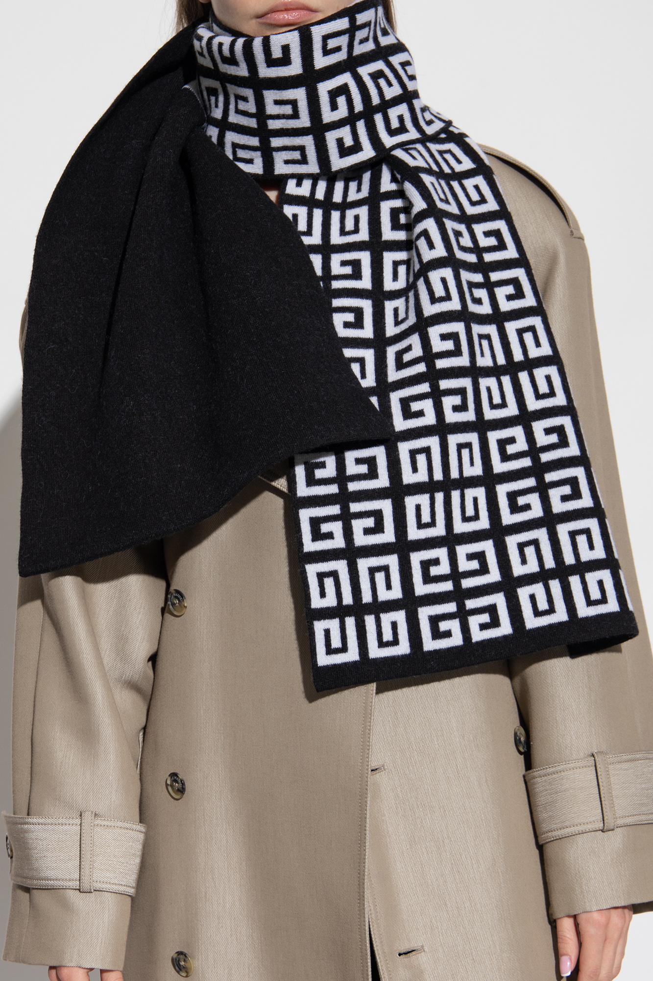 Givenchy Scarf with logo