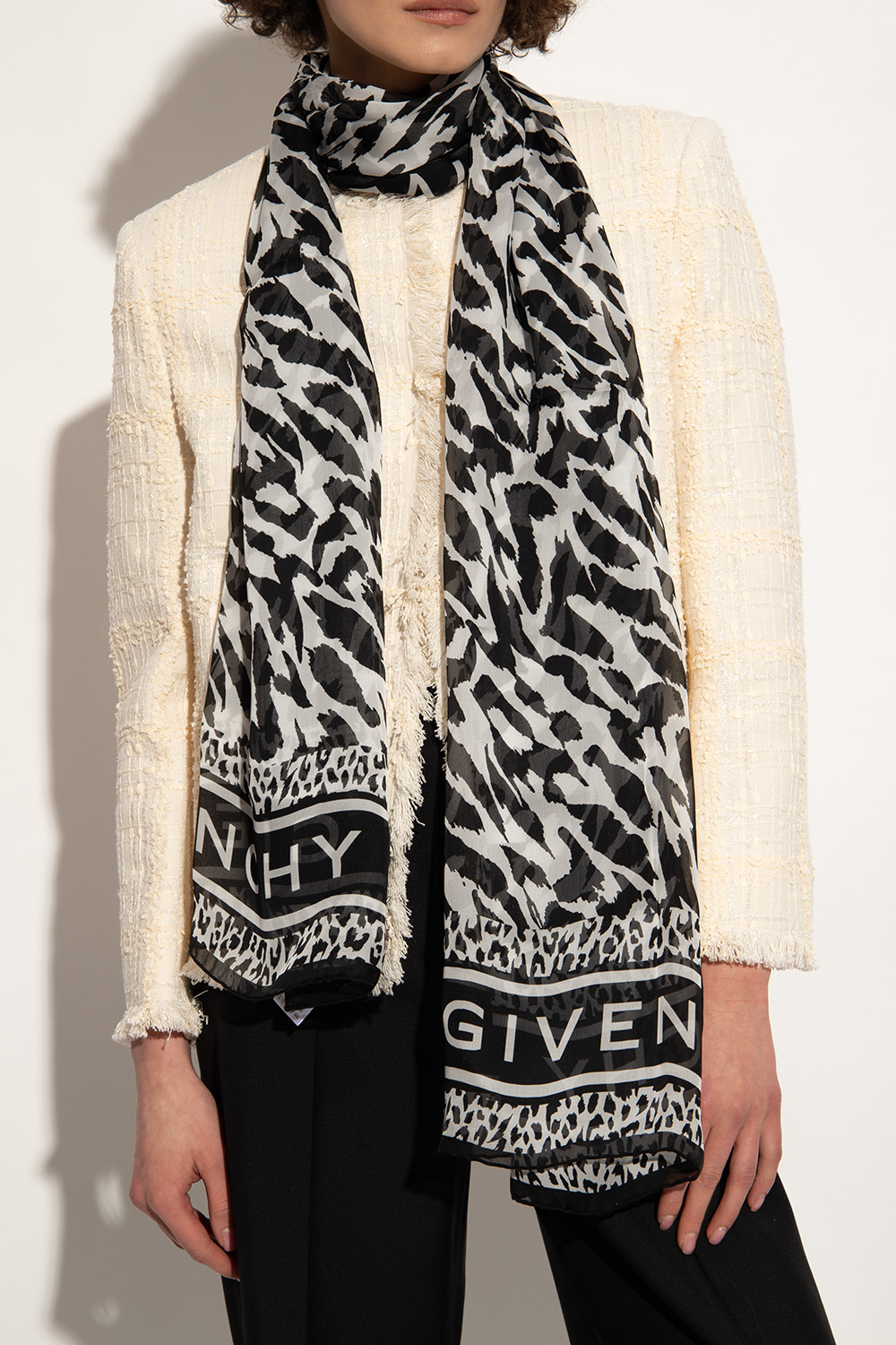 givenchy TYPU Silk scarf