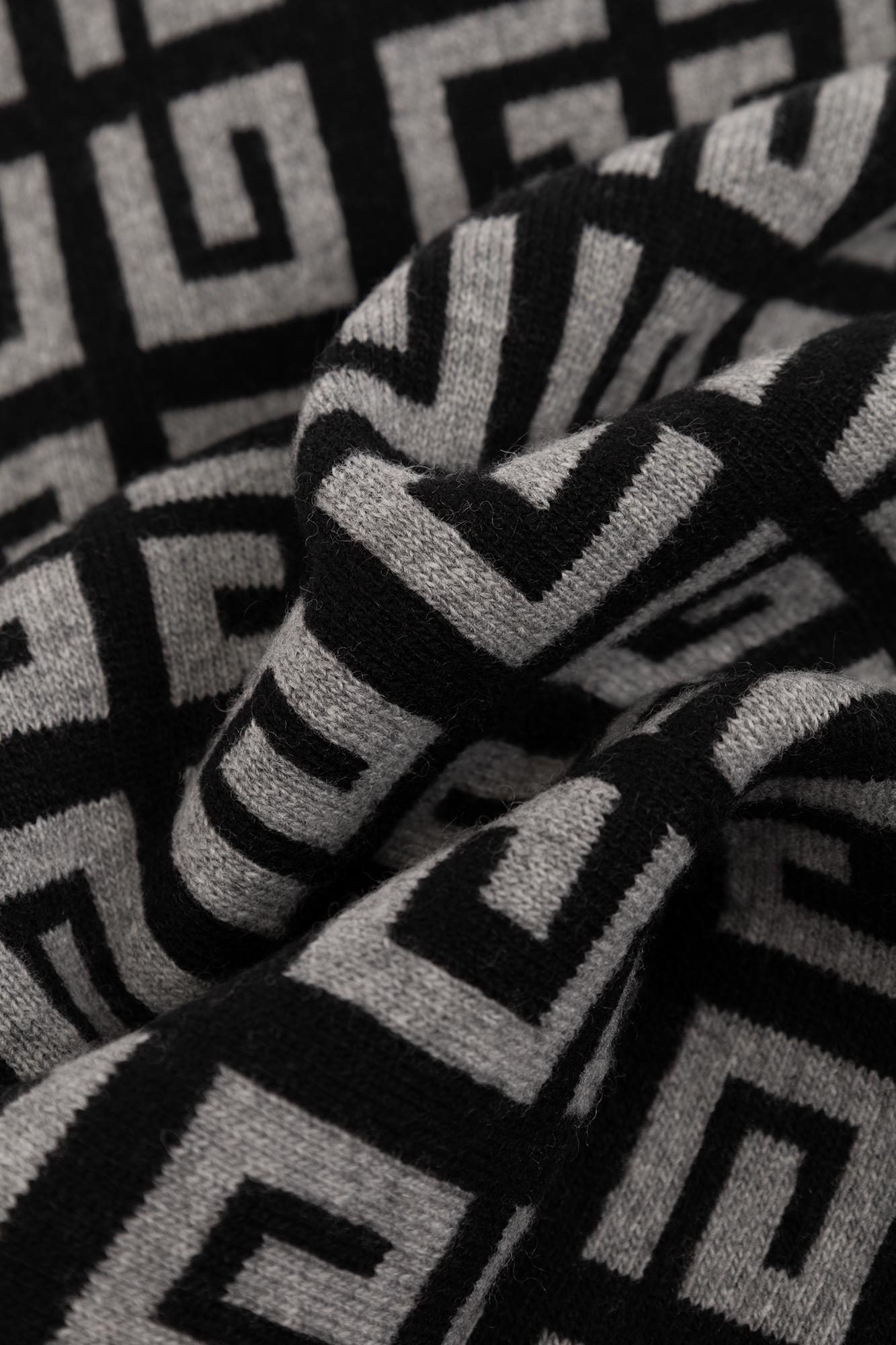 Givenchy Wool scarf with logo