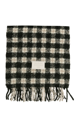 Scarf with a check pattern