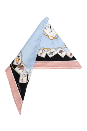 Triangular scarf with print