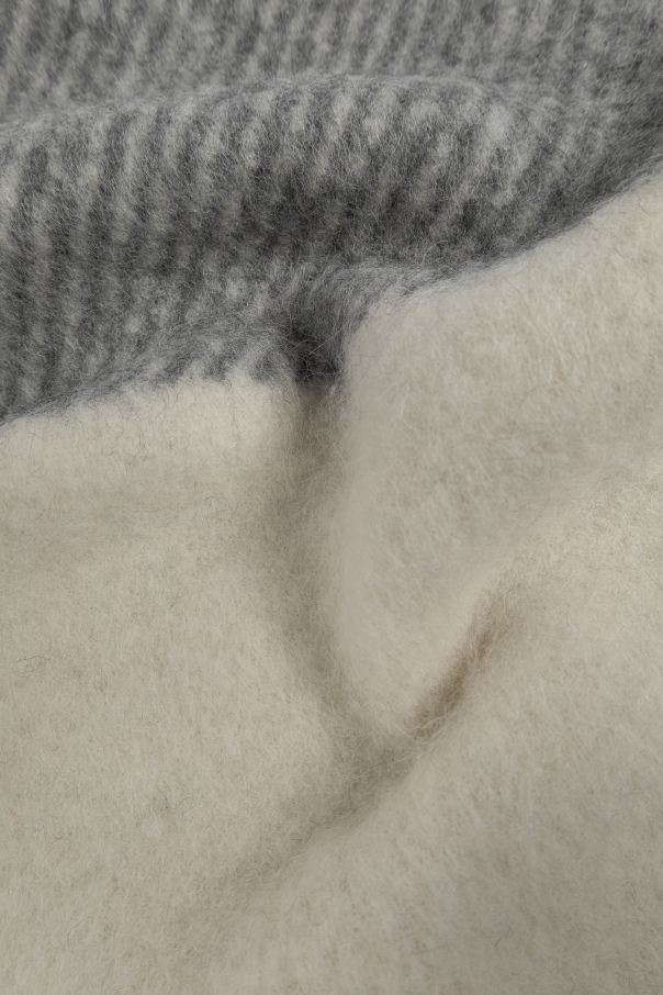 Loewe Bufanda con parche de logo