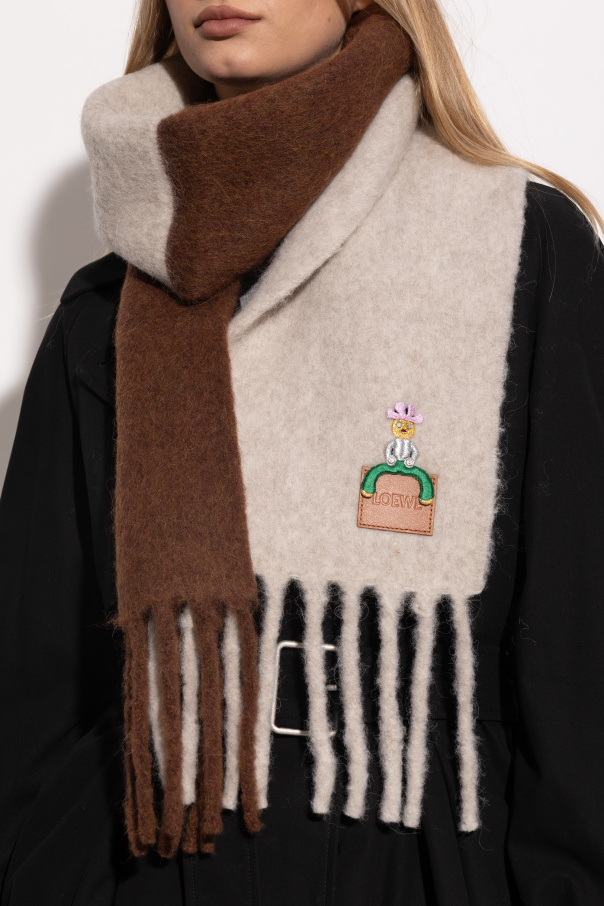 Loewe Pañuelo con aplicación