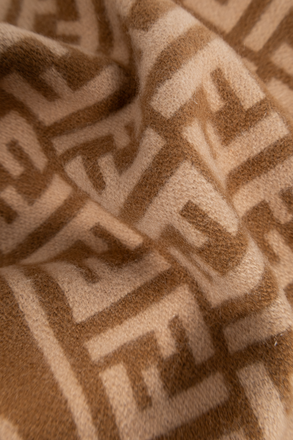 Fendi Wool scarf with logo