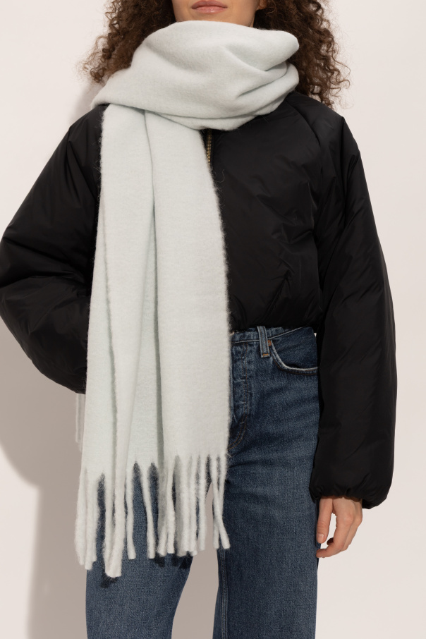 Issey Miyake Wollschal