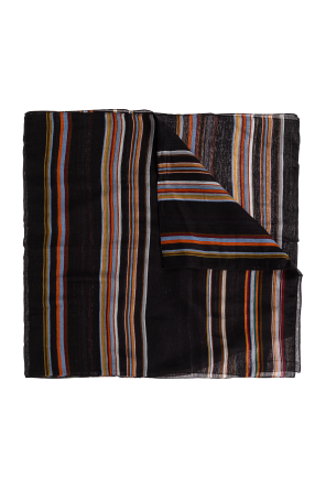 Scarf with stripe pattern