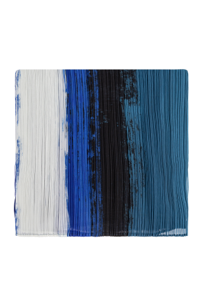 Plisowany szal