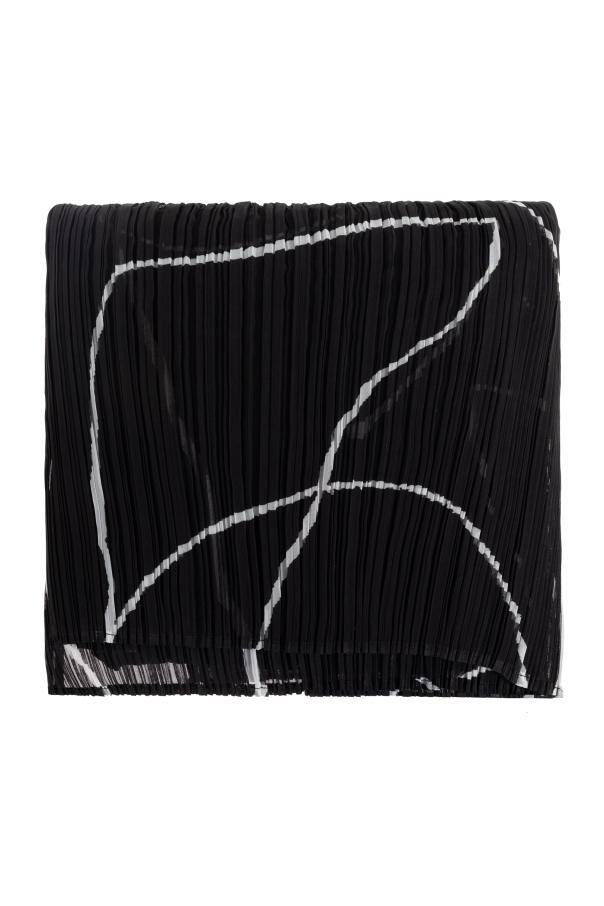 Pleated scarf od Pleats Please Issey Miyake
