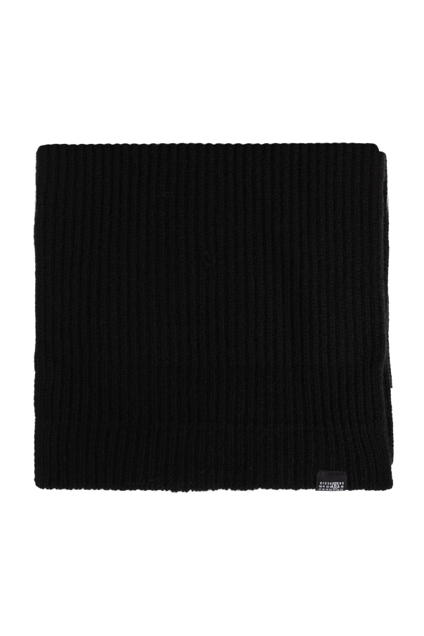 Wool scarf with logo patch od MM6 Maison Margiela