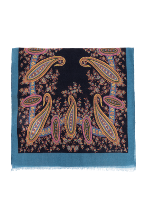 Scarf with a decorative pattern od Etro