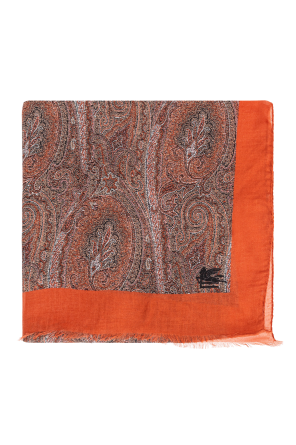 Szal z kaszmirowym wykończeniem