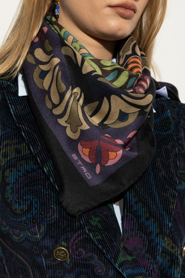 Etro Scarf with a colorful pattern