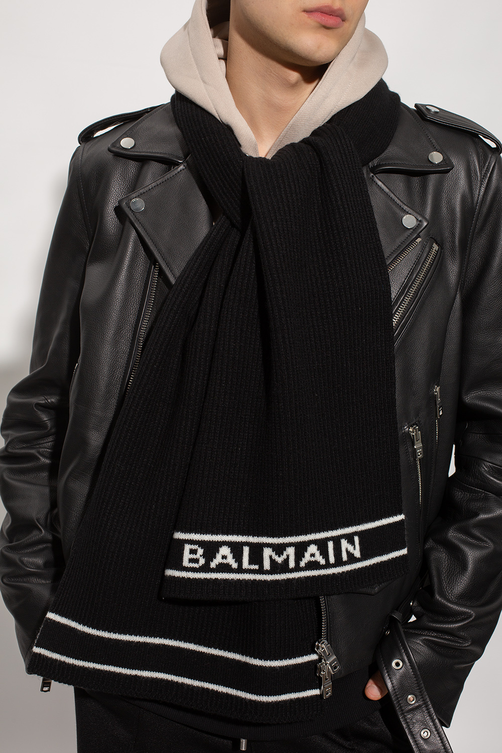 balmain med balmain med WEŁNIANY SZAL Z MONOGRAMEM